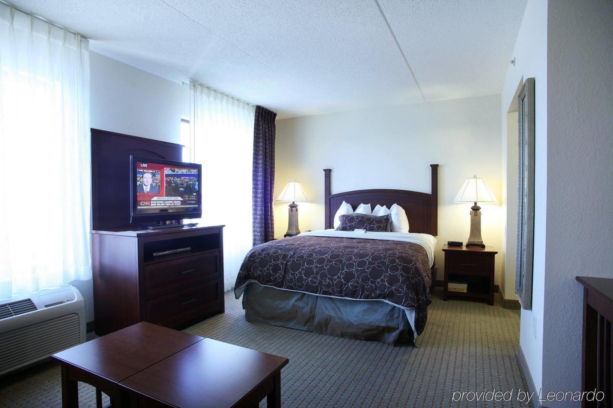 Staybridge Suites Indianapolis Downtown-Convention Center, An Ihg Hotel Room photo